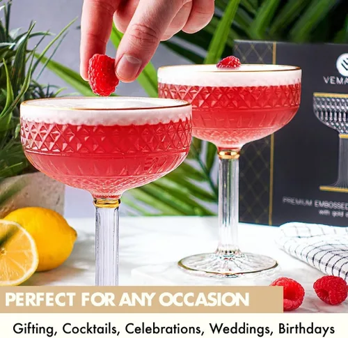 Vista 3 de VEMACITY - Juego de 2 vasos de Espresso Martini con relieve (10oz) - Vasos de copa con borde dorado para cócteles, champán y margaritas - Diseño