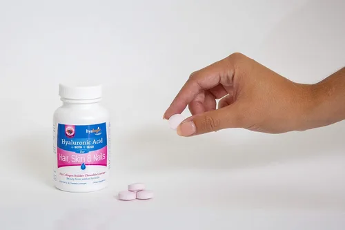 Vista 6 de Hyalogic Pastilla masticable de ácido hialurónico – Suplemento sin azúcar para el cabello, la piel y las uñas, vitaminas para mujeres, apoya