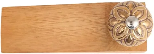 Vista 3 de Indian Shelf Tope de puerta de madera Cuña multicolor hecha a mano Tope de puerta floral para el hogar (5.5 in, 1 unidad)