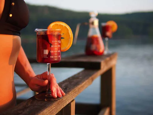 Vista 3 de Periodic Tableware Copas de vino de vaso de precipitados de laboratorio