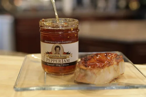 Vista 4 de Spicy Lover's Pepper Jelly - Paquete de tres