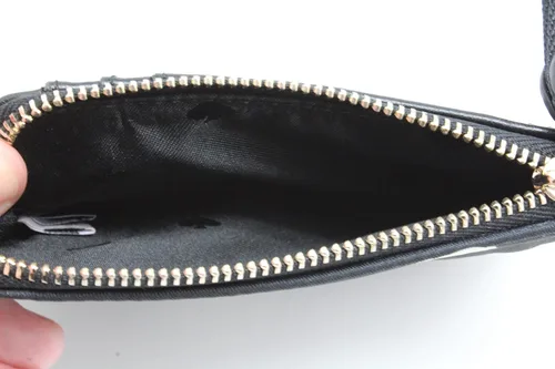 Vista 7 de KATE SPADE NEW YORK CHELSEA THE LITTLE BETTER ORCHID LANYARD ID CASE EN NEGRO MULTI, Negro multi, Funda de identificación con cordón