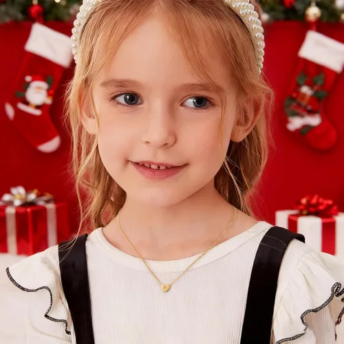 Vista 3 de Turandoss Collar con inicial de corazón para mujeres y niñas, delicado chapado en oro de 14 quilates, dije de corazón con letra A-Z, collar