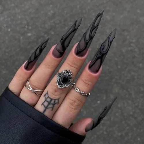 Vista 13 de MISUD Uñas a presión largas tipo Stiletto con pegamento de Rojo Gótico y Negro, diseño gótico cruzado acrílico, 24 piezas