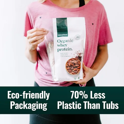 Vista 6 de Natural Force Polvo de proteína de suero orgánico alimentado con hierba, 1 libra, sabor a chocolate