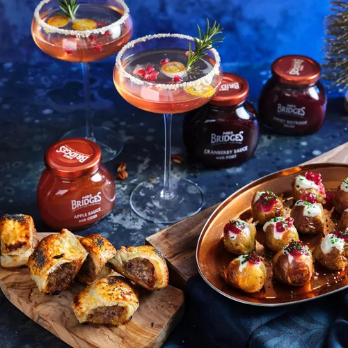 Vista 3 de Mrs Bridges Date & Fig Chutney, fabricado en Escocia, tarro de 10 onzas (paquete de 1)