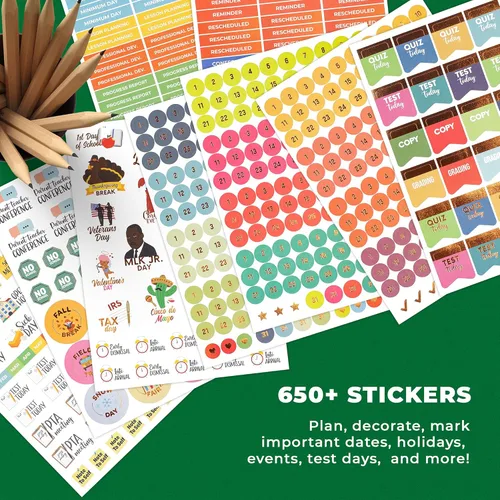 Vista 6 de Clever Fox Planificador para profesores, planificador de año escolar con calendarios y planes de lecciones, libro de planes para maestros para aula