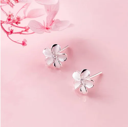 Vista 5 de Reffeer Aretes de tuerca de plata de ley 925 maciza con diseño de flor de plumeria para mujeres y adolescentes