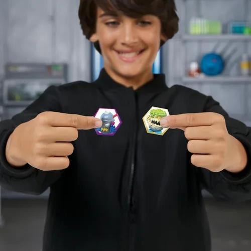Vista 8 de MrBeast Lab Swarms Series 3, Hyper Fusion Series, paquete de 6 unidades – El paquete de laboratorio incluye 6 micro bestias, 6 calcomanías