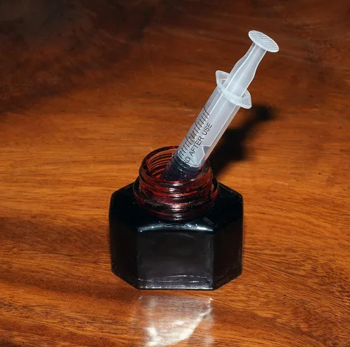 Vista 4 de Paquete de 5 jeringas de llenado de tinta prémium de 0.2 fl oz / CC con punta de aguja roma de plástico para pluma estilográfica