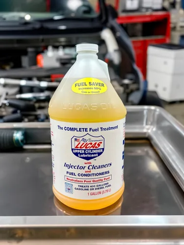 Vista 5 de Lucas Oil 10013-PK4 tratamiento para combustible de 1 galón (pack de 4).