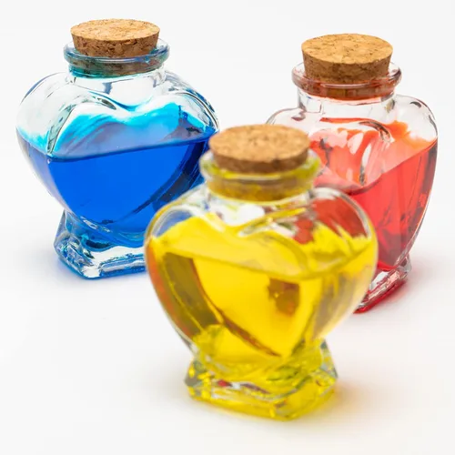 Vista 5 de 3 tarros de vidrio en forma de corazón con tapas de corcho, recipiente lindo de 2.7 onzas, 2.5 x 1.68 x 2.95 pulgadas, botellas de vidrio pequeñas
