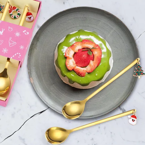 Vista 8 de Cucharas de Café Cubiertos Dorados de Navidad 6 Piezas Cubiertos Pequeños de Acero Inoxidable Colgantes Decorativos de Navidad Lindos Agitadores