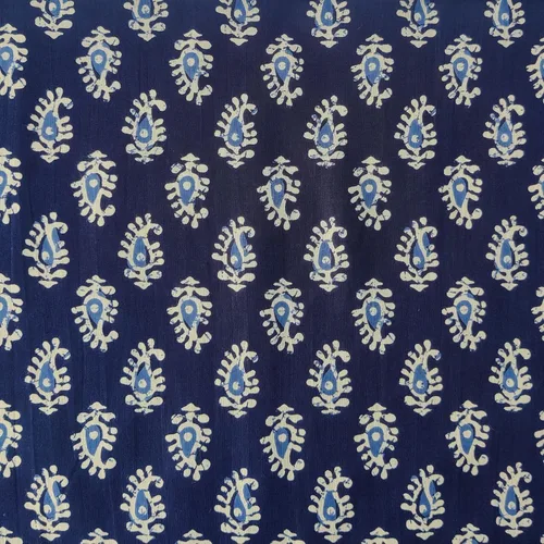 Vista 17 de AVKA Studio Tela de impresión en bloque a mano por yarda - PRECORTADA 1 yarda 42 pulgadas de ancho - Material 100% algodón - Patrón floral azul