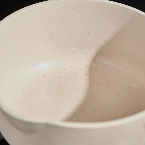 Vista 2 de Sartén antiadherente de 2 cuartos de galón con tapa, ollas pequeñas para cocinar con boquilla de vertido, pequeña olla de inducción con asa