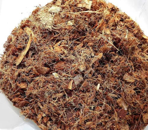 Vista 4 de FibreDust Mantillo de fibra de coco de 17 libras, paquete de 4.4 lbs de 2 – 100% cáscara de coco natural, piezas trituradas y cortadas, gran