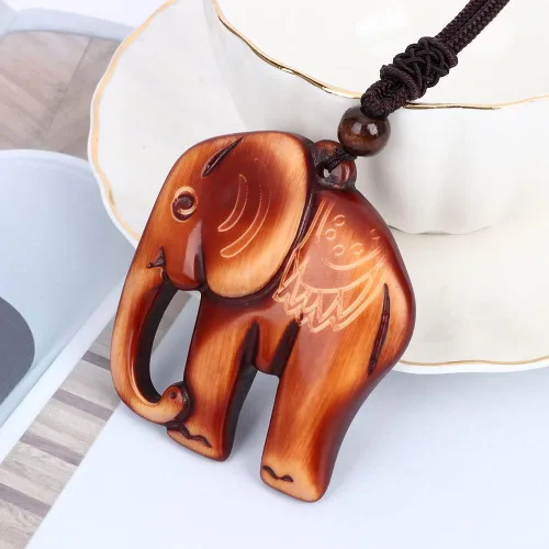 Vista 5 de Vctitil Collar de elefante de madera, joyería de playa, nuevo collar colgante de elefante de madera, cadena hecha a mano, accesorios de ropa