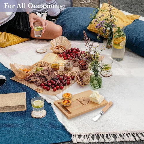 Vista 9 de Miicol Tabla de madera para charcutería, tabla de queso con monograma de 10 pulgadas, tabla de cortar inicial personalizada con esparcidor, regalo