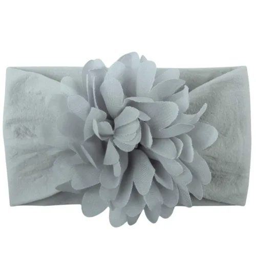 Vista 4 de Diademas de nailon suave para recién nacido, diseño de flores de gasa