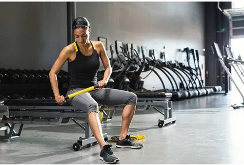 Vista 4 de SKLZ Barra de masaje Palo de masaje de rodillo muscular de mano para terapia física