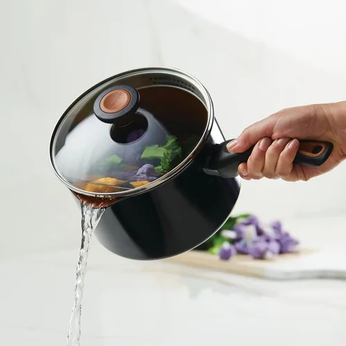 Vista 11 de Farberware Glide - Cacerola antiadherente con colador y tapa, 3 cuartos de galón, color negro