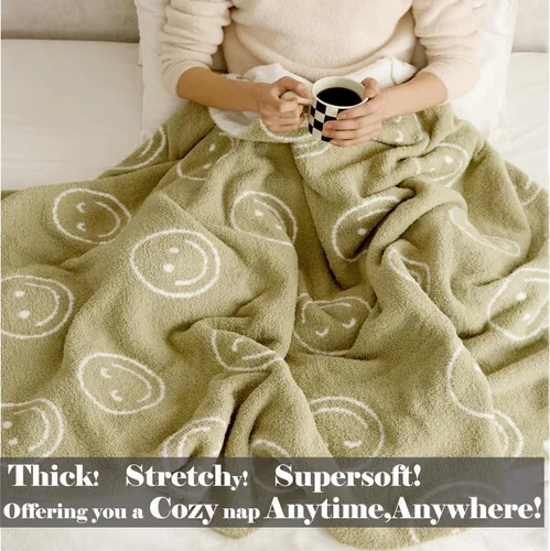 Vista 2 de Manta reversible con cara sonriente, color verde salvia, súper suave, acogedora, cálida y esponjosa para sillón y cama, estética