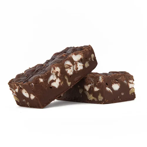 Uncle Butch's Fudge - Camino rocoso cremoso y suave - Delicioso y decadente dulce de azúcar hecho a mano (24 onzas)