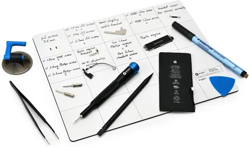 Vista 3 de iFixit Alfombrilla magnética para proyectos, superficie de trabajo magnética regrabable para reparación de electrónica, teléfono, laptop