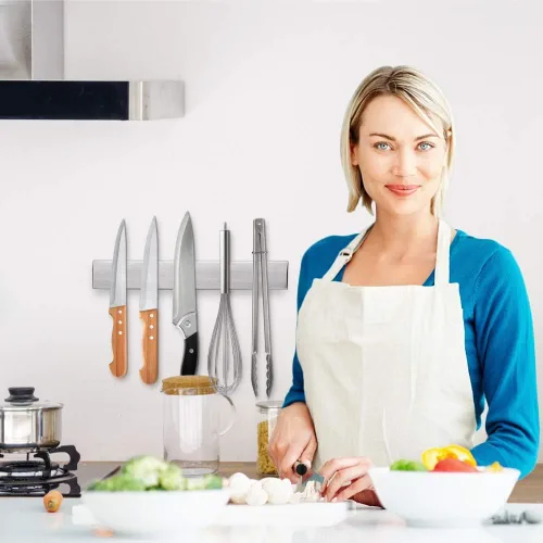 Vista 16 de Ninonly 16 Inch Magnetic Knife Strip, Premium Stainless Steel Wall Mounted Kitchen Knives Bar,Space-Saving Powerful No Drilling Magnetic Knife Rack