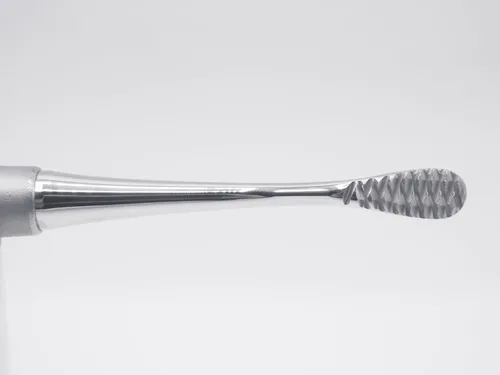 Vista 4 de Pomee USA 702-210 Miller Bone File #21, doble extremo con ranuras horizontales y de corte transversal, mango hueco de 0.374 in, instrumento