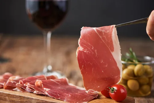 Vista 2 de HOMBRO DE JAMÓN SERRANO SIN HUESO/ PALETA SERRANO SIN HUESO por FERMIN