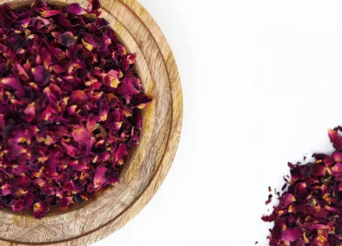 Vista 3 de Saint Terra Pétalos de rosa rojos secos, 2.5 onzas