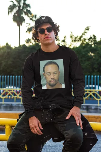 Vista 4 de Funny Golf Goat Celebrity Mugshot Long Sleeve Tshirt Unisex Men Women Girl Boy