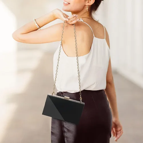 Vista 3 de WJCD - Bolso de mano de acrílico transparente para mujer, bolso de hombro con correa de cadena de dorada desmontable Premium Acrylic, Stadium