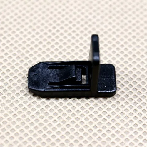 Clip de retención de emblema de rejilla G46L-50-EB1 para Mazda 3 CX-3 CX-5 CX-9 cantidad 10