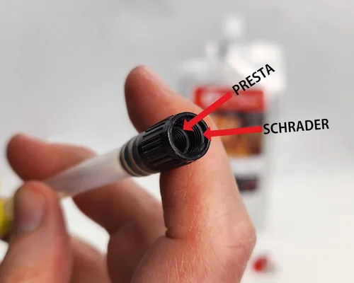 Vista 4 de TireJect Kit de sellador de neumáticos para bicicleta de montaña (MTB) - Protección de neumáticos planos sin cámara y sin cámara - Sello