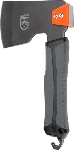 Vista 3 de GEAR AID Balta Camp Hatchet: una herramienta versátil para incendios y campamentos con cubierta de seguridad, martillo, cortador de leña y extractor