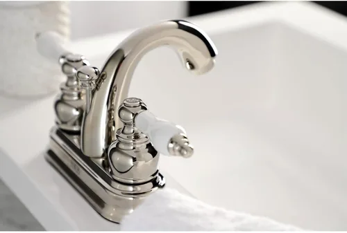 Vista 8 de Kingston Brass KB5613PL Restoration Grifo de baño centerset de 4 pulgadas, latón antiguo