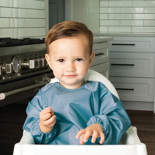 Vista 7 de Tiny Twinkle Babero de manga larga para bebés y niños pequeños Paquete de 2 baberos impermeables para comer, lavable a máquina y artículos