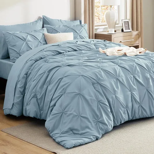 Vista 22 de Bedsure Juego de edredón tamaño King extragrande gris - Juego de ropa de cama en una bolsa de 7 piezas, juego de cama pintuck GentleSoft™ gris