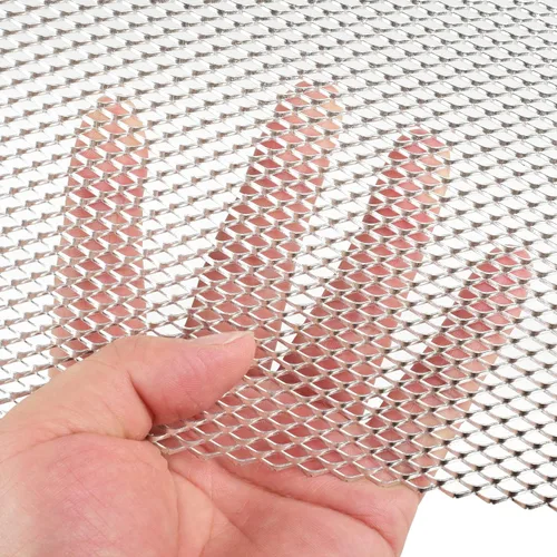 Vista 3 de AggAuto Malla Universal para Parrilla de Coche de 40"x13" - Aleación de Aluminio Inserto de Rejilla Automotriz Parachoques Agujero Rómbico 4x8mm