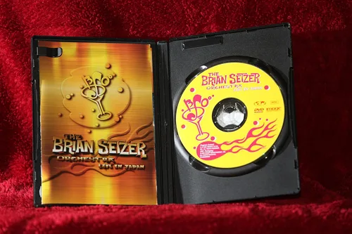Vista 2 de The Brian Setzer Orchestra - Live in Japan DVD