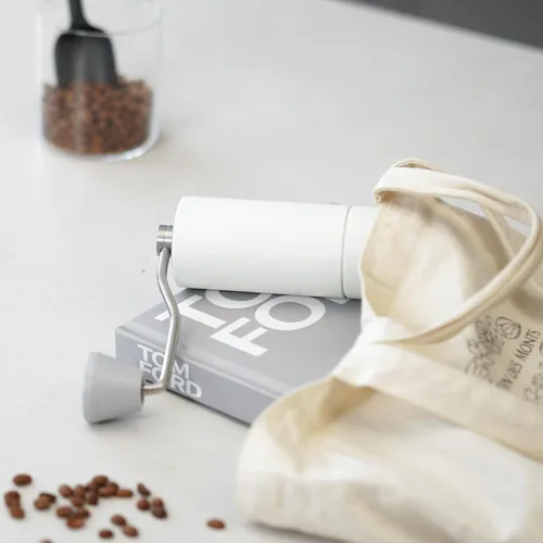Vista 6 de TIMEMORE Molinillo de café manual con rebabas cónicas de acero inoxidable, molinillo de café castaño C2, capacidad de ajuste ajustable interna, 0.71