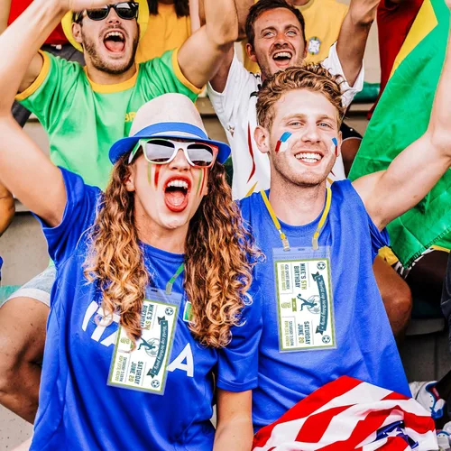 Vista 3 de Patelai 30 soportes para tarjetas de identificación extragrandes de 4 x 8 pulgadas con cordón transparente a granel para boletos, eventos