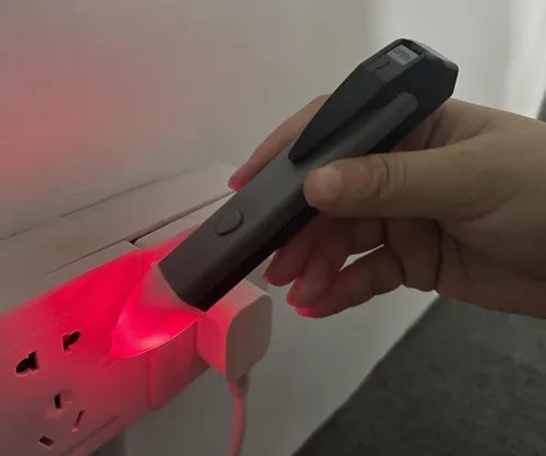 Vista 4 de Herramientas de prueba de voltaje sin contacto, linterna LED, alarma de zumbador, lápiz detector de voltaje CA, rango de prueba 60V - 1000V