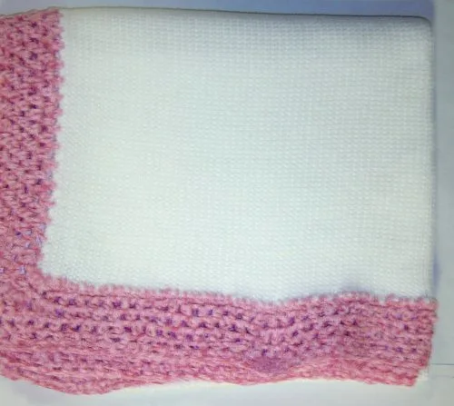 Bk673, tejido a mano máquina de tejer blanqueado algodón blanco 31 pulgadas por 45 pulgadas manta recortada a mano ganchillo con algodón fucsia para