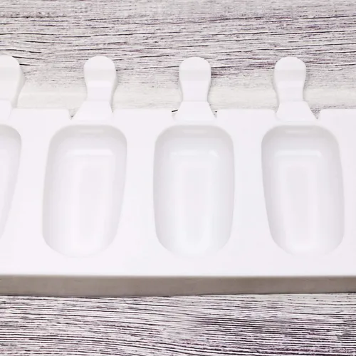 Vista 2 de Mini Skater Molde de barra de helado de silicona blanca de 8 cavidades, reutilizable, de forma clásica, con 50 palitos de madera para helados