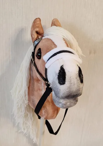 Vista 5 de Caballo de Pasatiempo Realista con Cabezada - Caballo Haflinger A3 en Palo