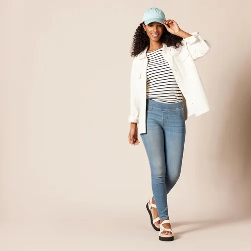 Vista 5 de Tienda Essentials Jegging elástico de tiro medio para mujer (disponible en tallas extragrandes)