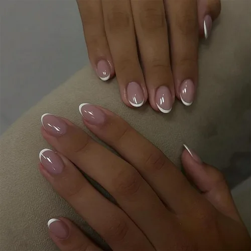 Vista 17 de Uñas postizas cortas a presión cuadradas con diseños de flores, uñas postizas francesas degradadas, lindas uñas acrílicas cortas a presión, uñas